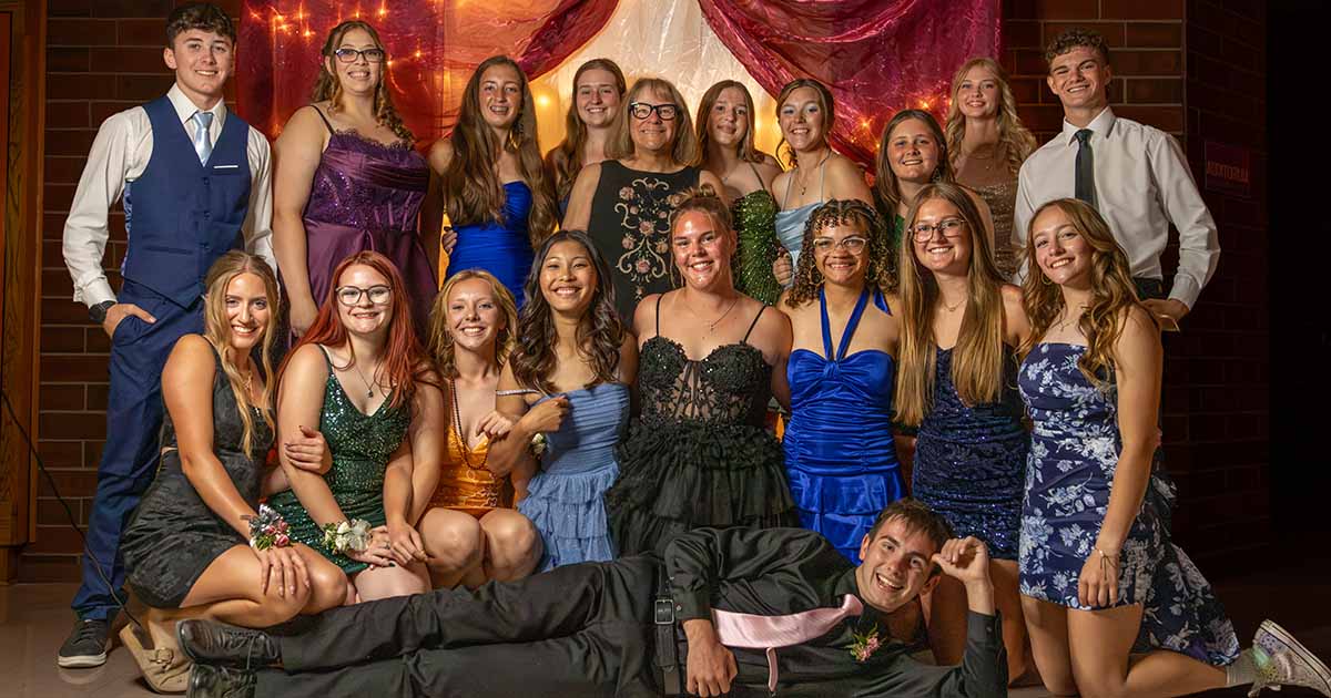 Preview of the Colby High School Homecoming dance gallery